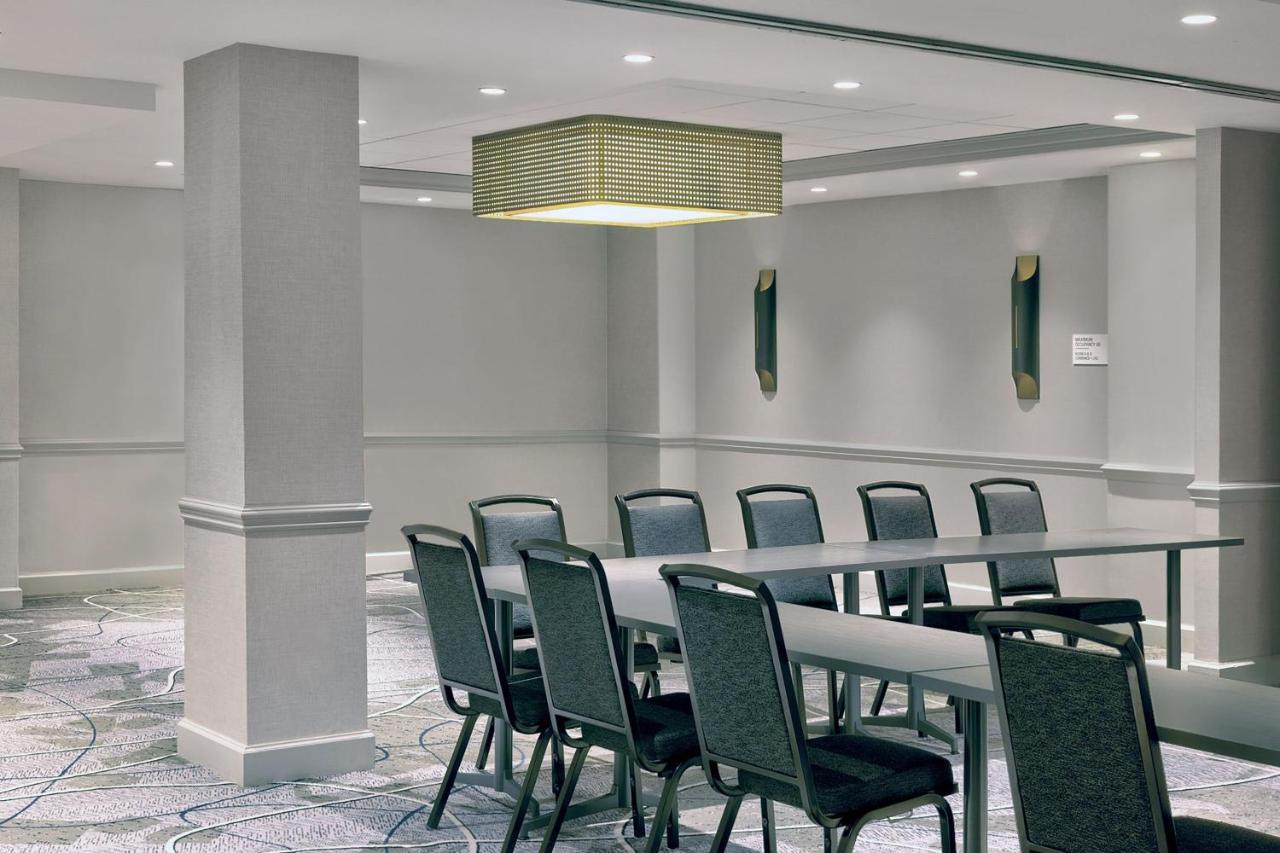 Le Meridien St. Louis Downtown Екстер'єр фото