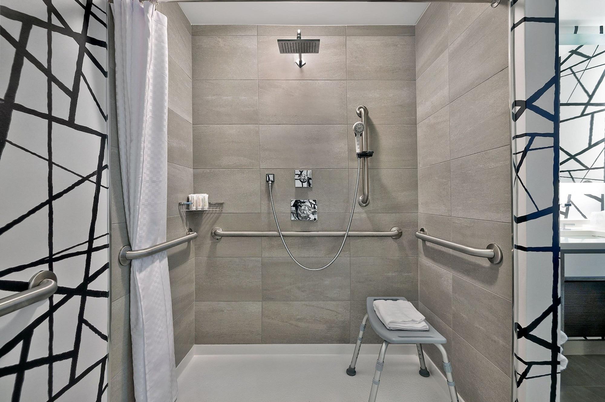 Le Meridien St. Louis Downtown Екстер'єр фото